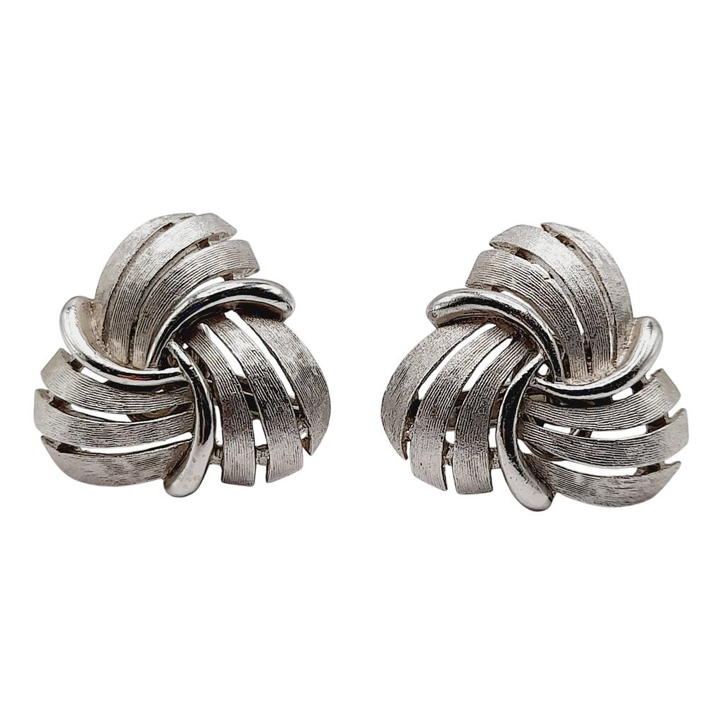 Vintage Crown Trifari Rhodium Plated Knot Clip Earrings 7/8 Inch Signed